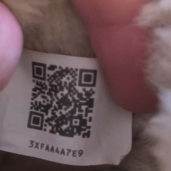 UGG Quincy Chestnut Boots - Picture 11 of 16